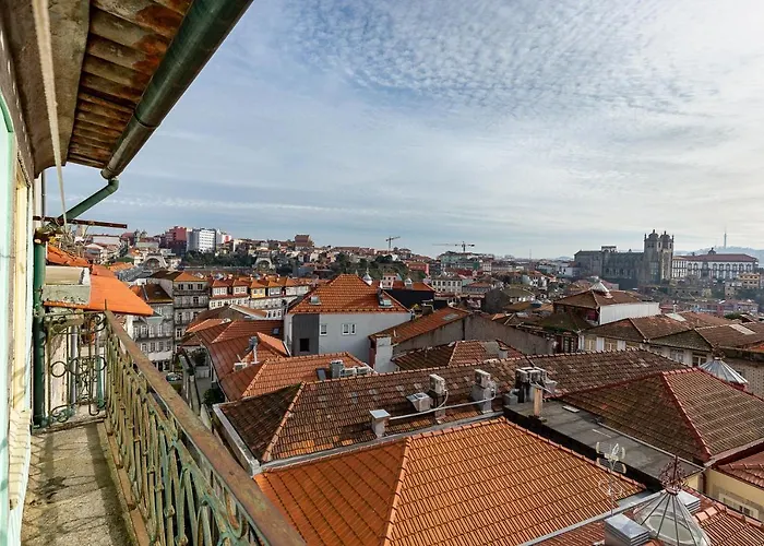 Youropo - Clerigos Apartman *