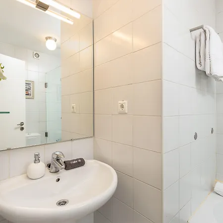 Youropo - Clerigos Apartamento