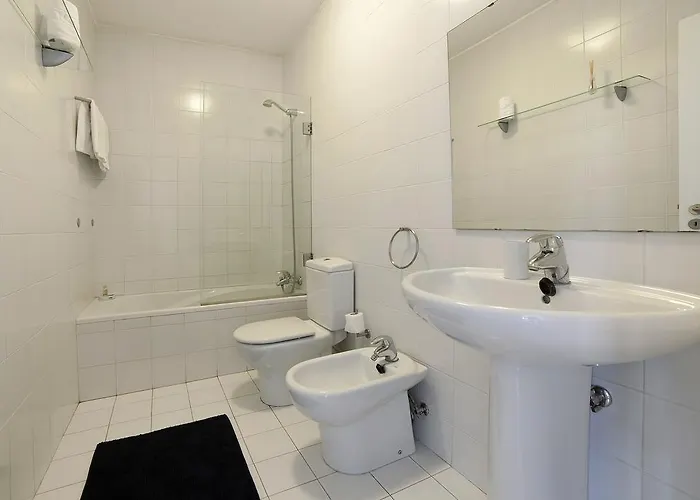 Youropo - Clerigos ポルト